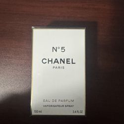 Chanel Number 5 Perfume