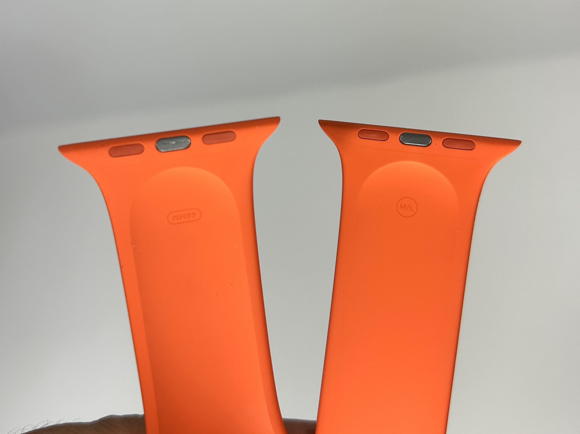 Apple iWatch Hermes Orange Sport Band Strap 44mm Size: M/L display picture 1