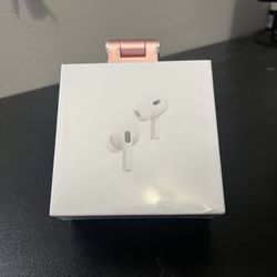 Apple AirPods Pro 2nd Generation with MagSafe Wireless Charging Case - White