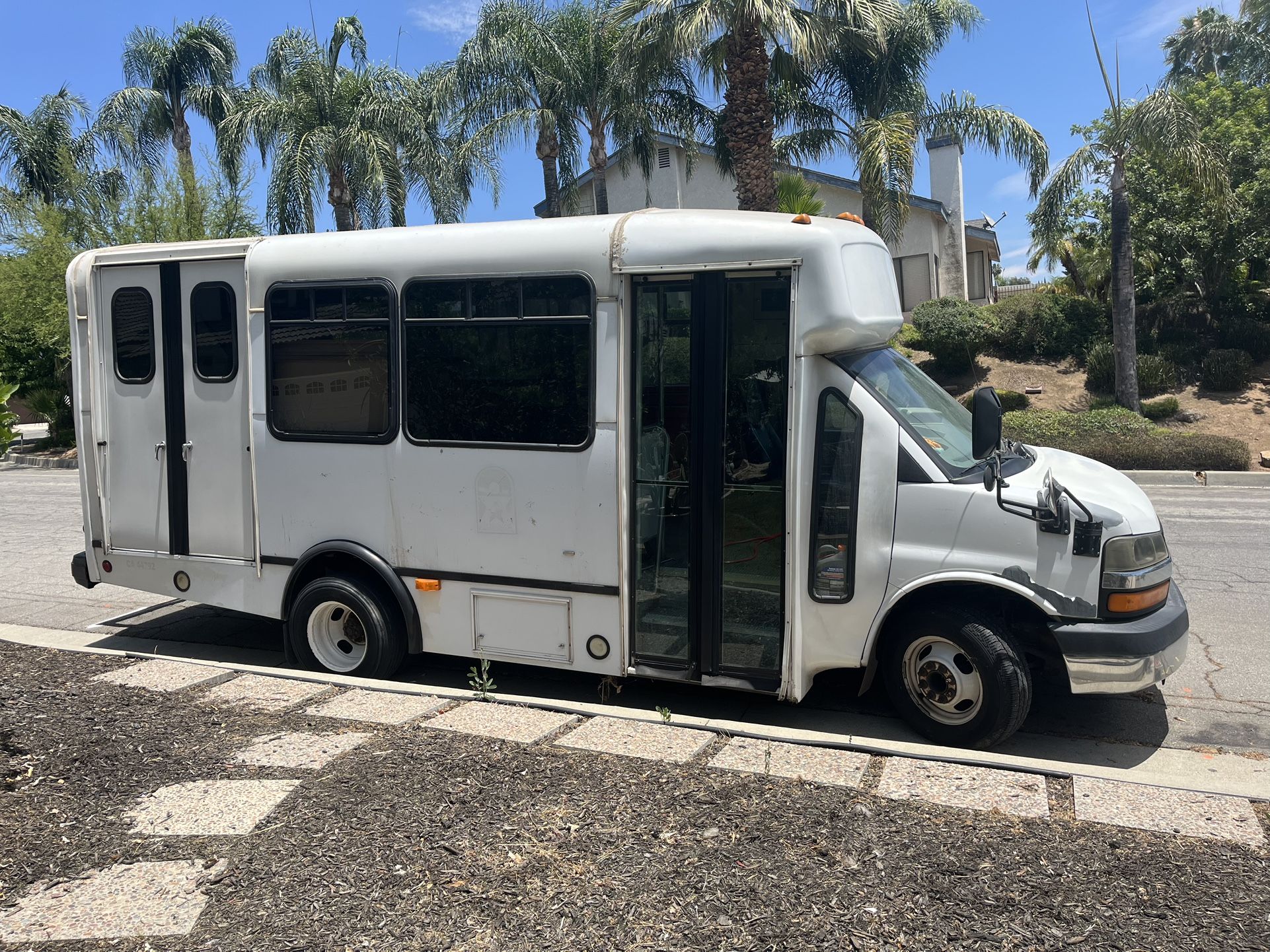 Dog Grooming Bus/ RV Conversion