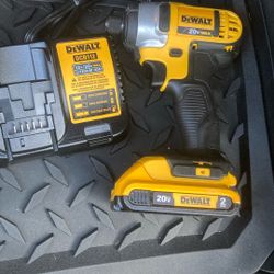 Brand New Dewalt Impact Drill With Battery And Charger