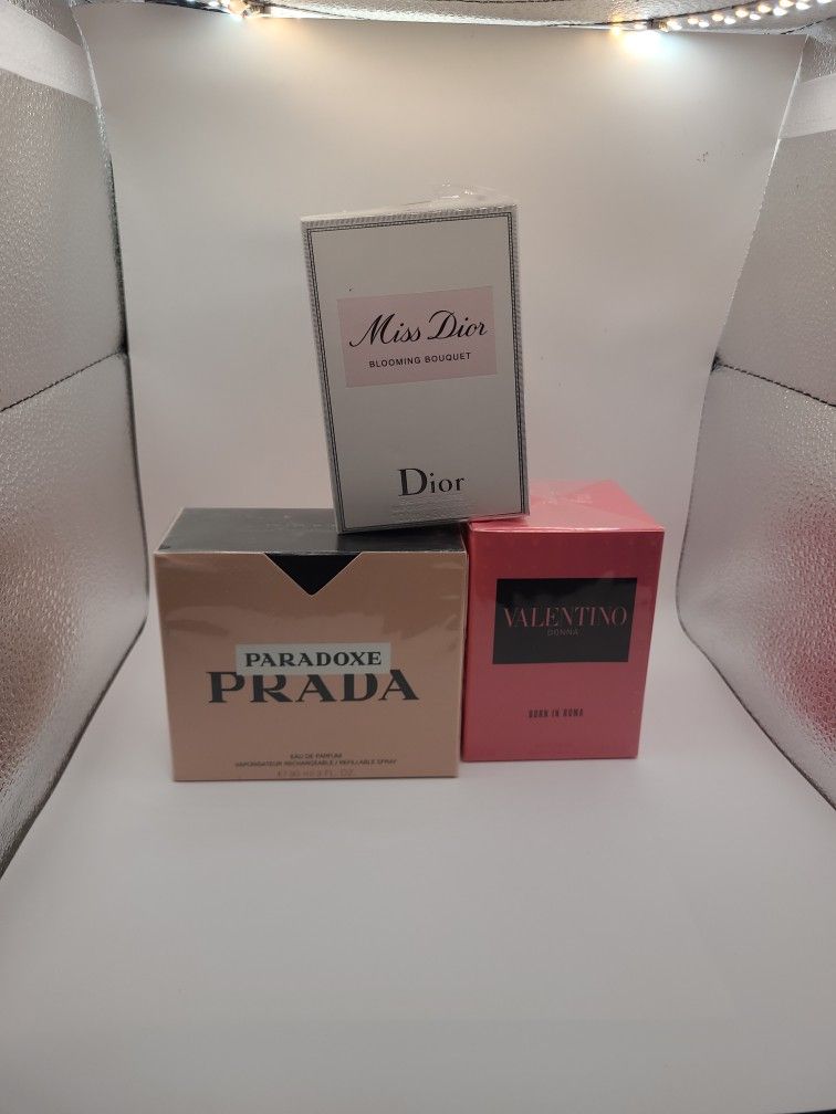 #prada #Valentino #miss Dior