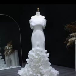 Off-Shoulder White Evening Dresses with 3D Flowers Mermaid for Women Wedding