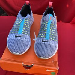 NIKE REACT PHANTOM RUN FLYKNIT 2