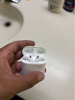 Used 1st Gen AirPods