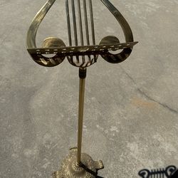 Music stand