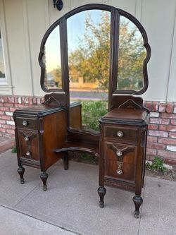Antique Art Deco Vanity with Tri-Fold Mirror