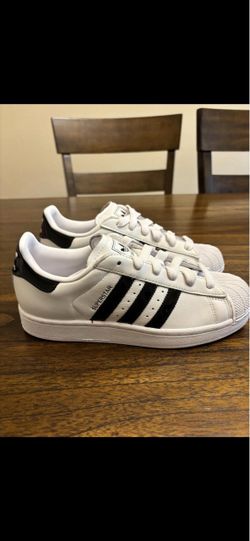 Women Adidas size 7