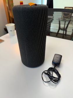 Hyperice Vyper 2.0 Vibrating Foam Roller - Excellent Condition (with Charger)