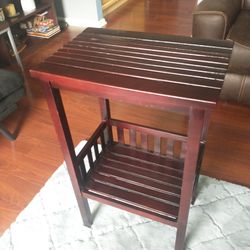 Wood Finished End Table / Night Stand