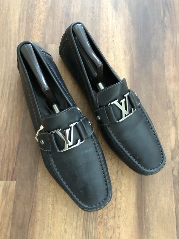 Louis Vuitton Pari shoes used black size 10 - 43 for Sale in Ontario, CA - OfferUp
