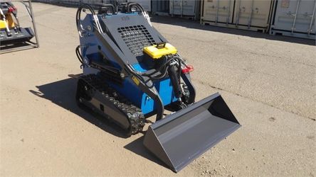 Mini skid steer loader tractor like Vermeer toro dingo bobcat