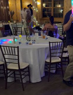 White table cloths