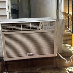 Whirlpool 12000 Btu Ice Cold Looks The Picture Have Sides But No Frame!