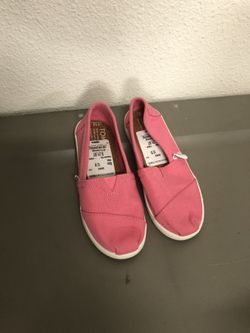 Size 12 toms shoes for kids