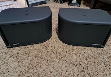 Bose speakers 203 (pair)
