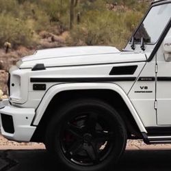 19” AMG Wheels off G55 AMG. Powder Coated Charcoal Grey, No Damage, No Scratches, Not Bent pick up off Thomas and Miller. 