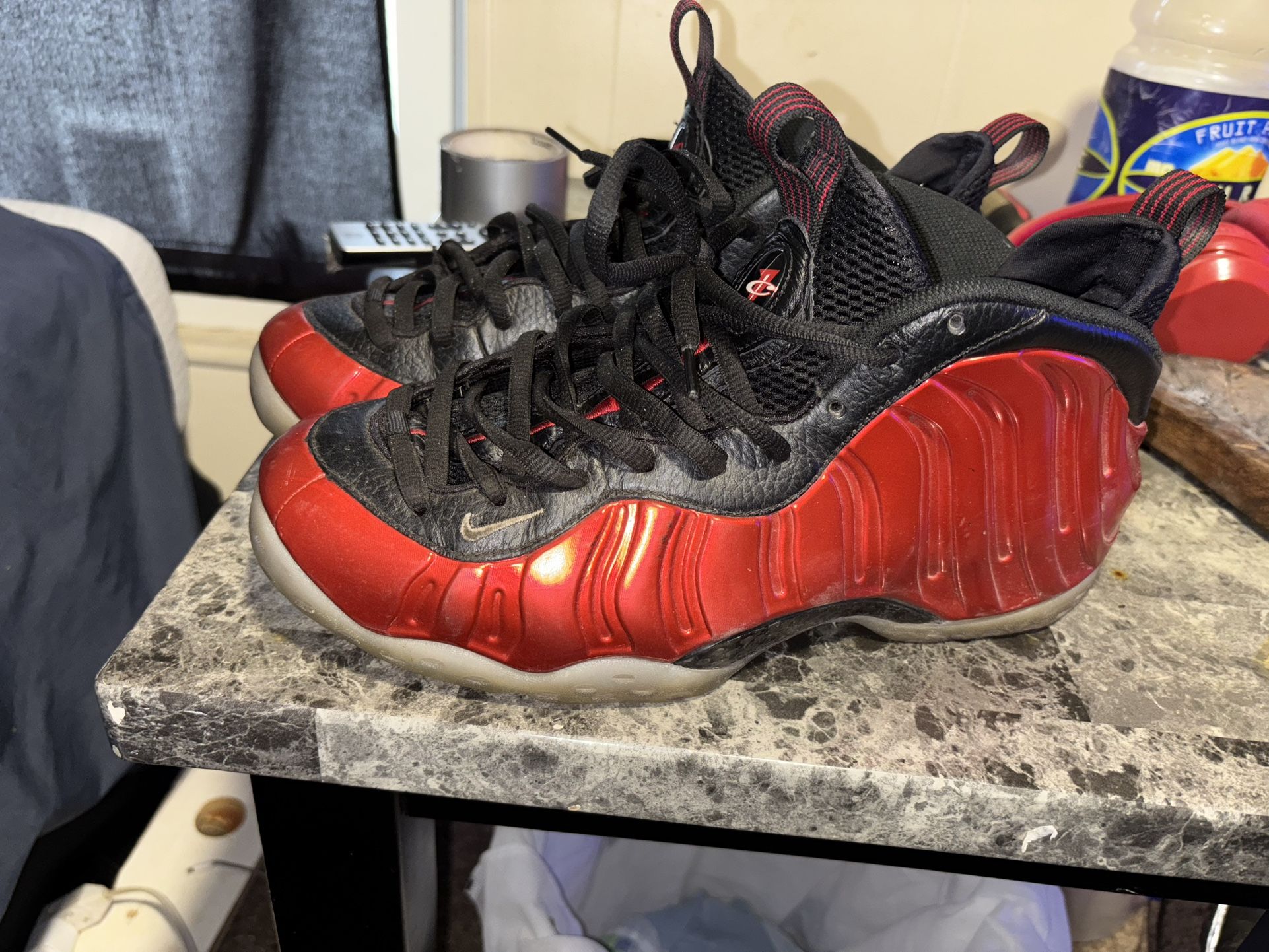 Red And Black Nike Foam Possitts 
