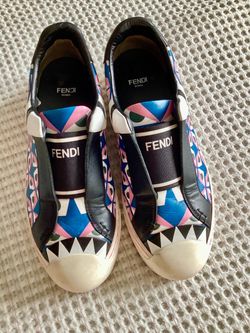 Authentic FENDI shoes. Size 8. Miami shores area pick up