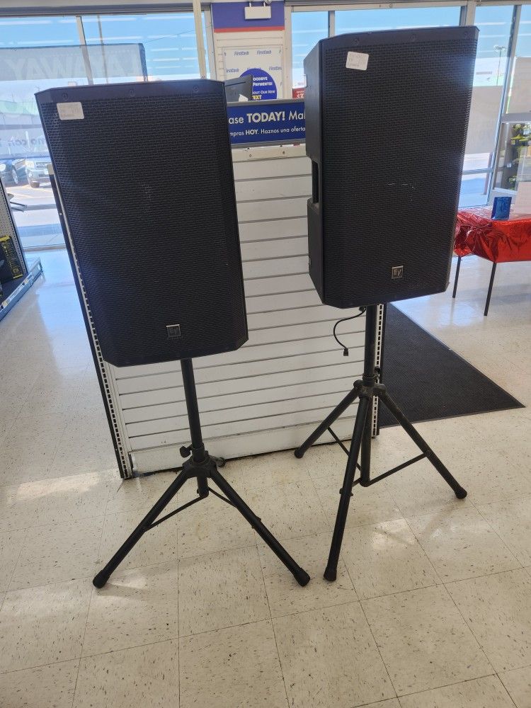 Electro Voice Speaker Set W/ Stand