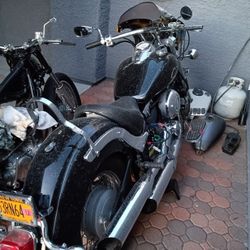 2004 Yamaha Dragstar 650 Belong To Bow From 38 Special The Band I Just Want To Get Rid Of The Bike The Title You Have To Work On I Have Papers I'll Ex