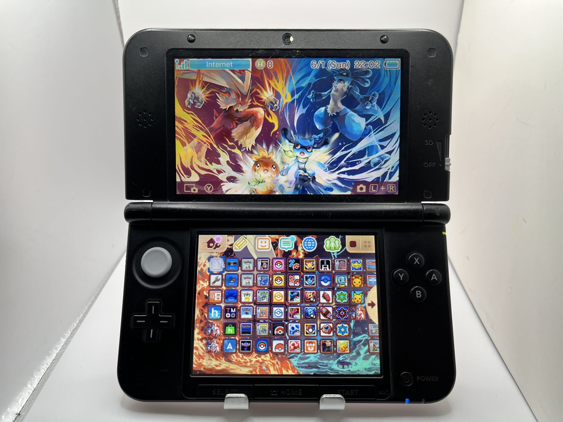 Nintendo 3DS XL Red 64GB Pokemon Bank + ALL Pokemon Games, Mario, Zelda, Kirby