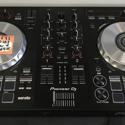 Pioneer DDJ-SB3 DJ Controller W/ Carry Case