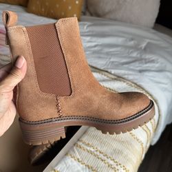 Crown Vintage Chelsea DSW Brown Boots