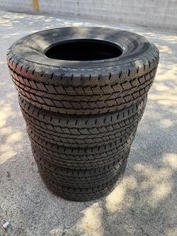 255/75r17 Bridgestone A/T Tires