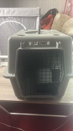 Sky Kennel Pet carrier