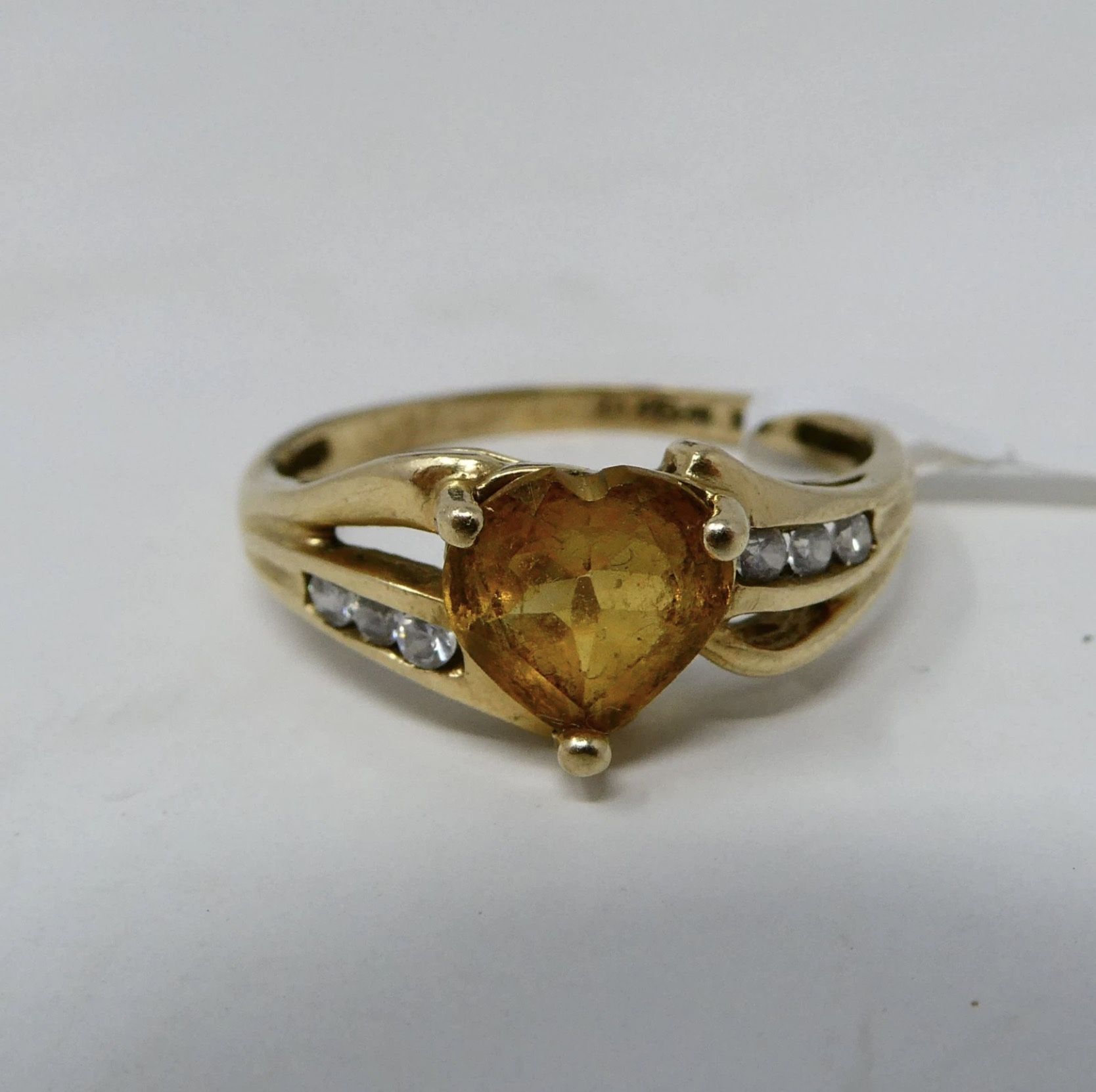 14kt Yellow Gold Ring With Orange Heart Shaped Stone