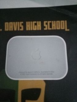 2003 Apple charger for iPod