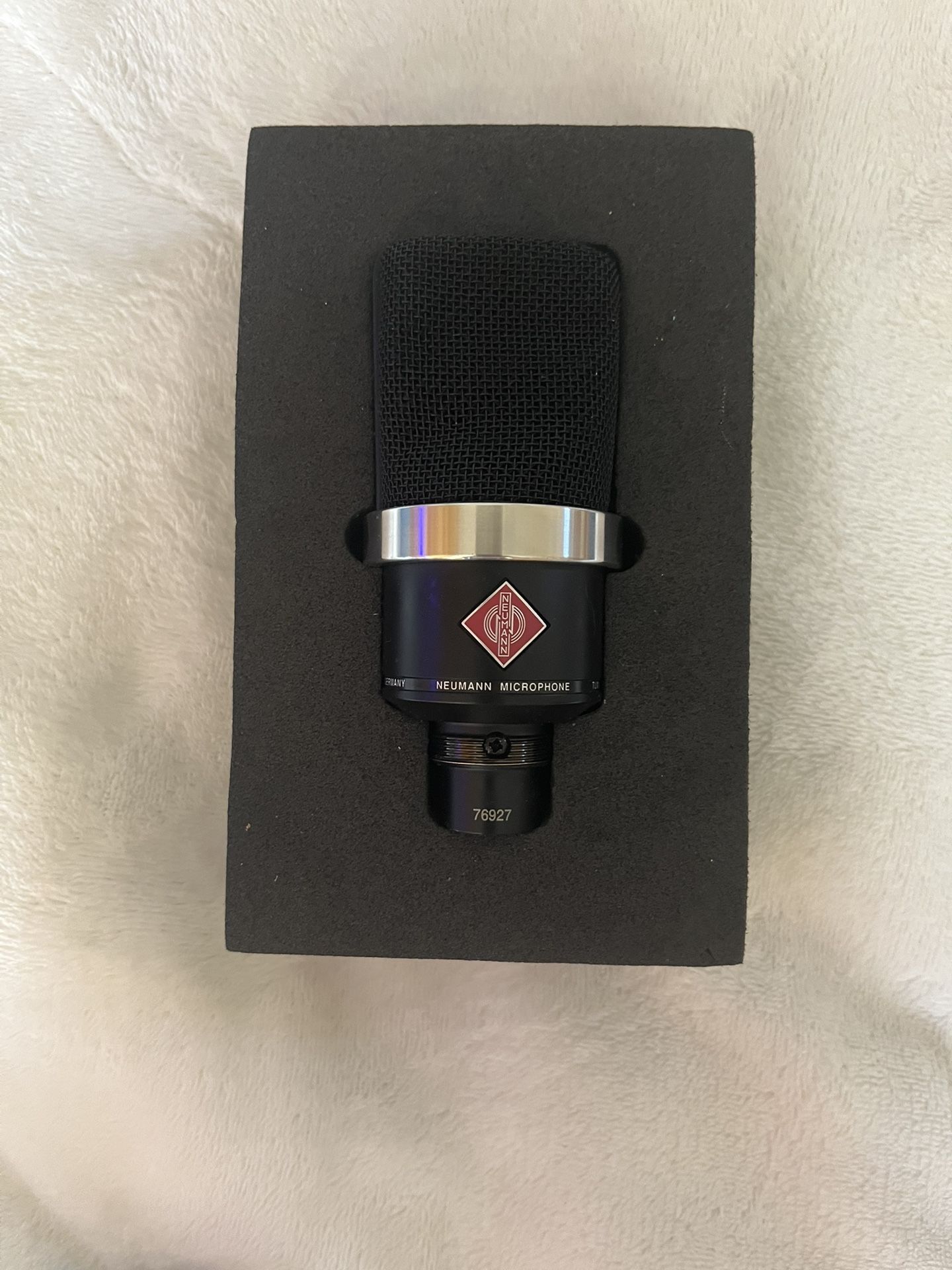 Neumann TLM 102