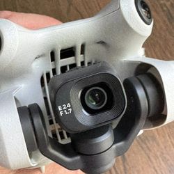 DJI Mini 4 Pro Fly More Combo Plus (DJI RC 2)