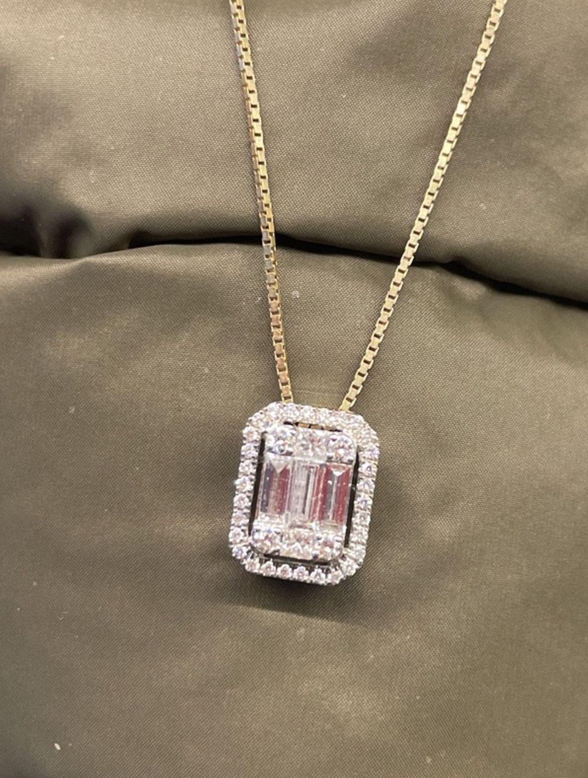 Diamond Pendant 1.20 Ct