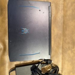Predator Helios 300