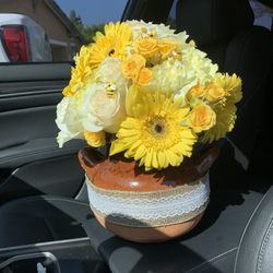 Mothers Day Arrangements