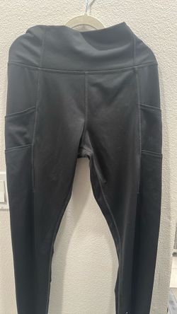Black High-Waist Leggings with Side Pockets