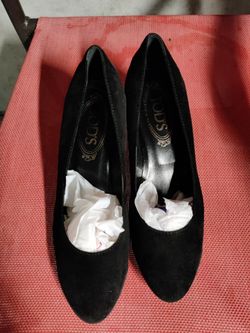 Tod's black shoes. Size 35 1/2
