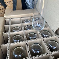 New 12 Champagne Flutes Still In Box. Reduced All $20 
