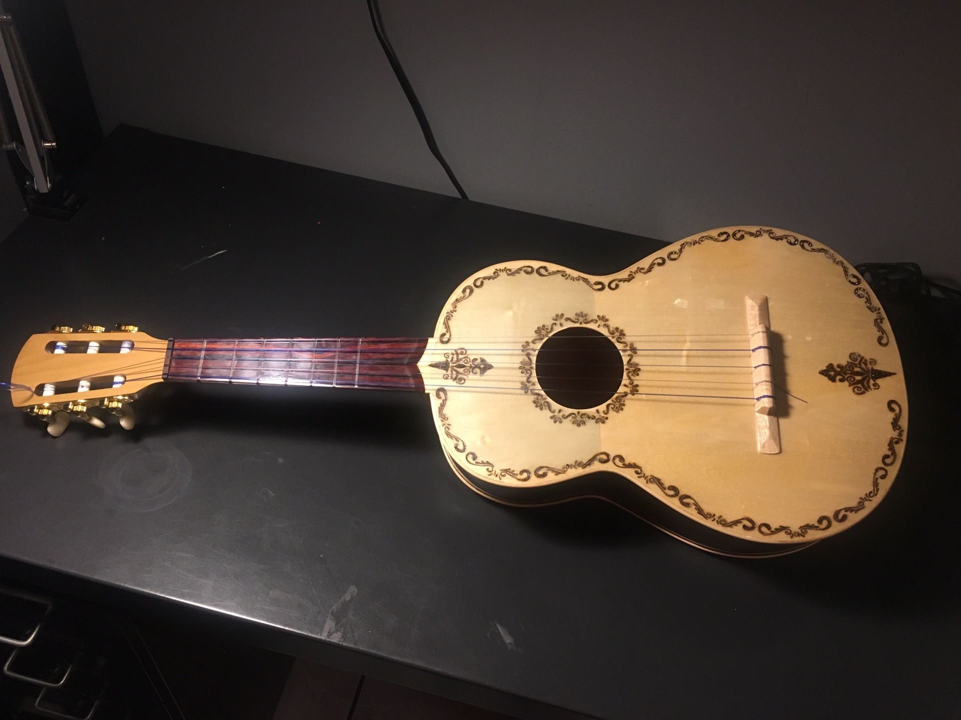 Meraz Vihuela Size 2