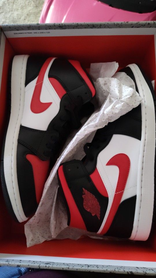 Jordan's 1 -New