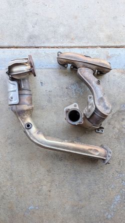Volvo XC90 V8 exhaust manifolds