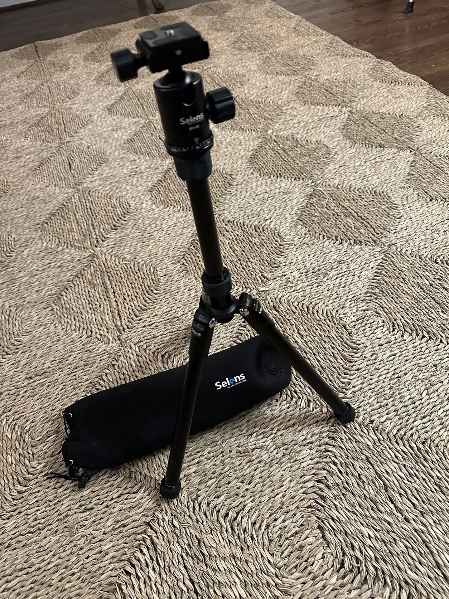 Photography Adjustable Tripod Stand. Like new
