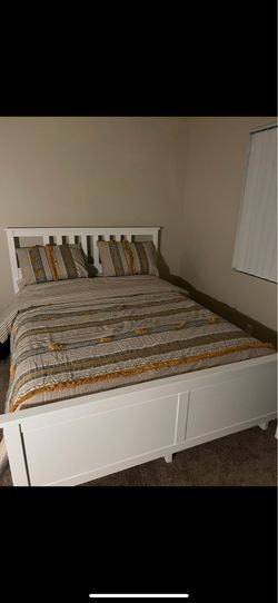 Queen Solid Pine Bed Frame
