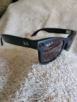 Brand New Ray-Ban Meta Smart Glasses Gen 1 | AI, 12MP Camera, Bluetooth