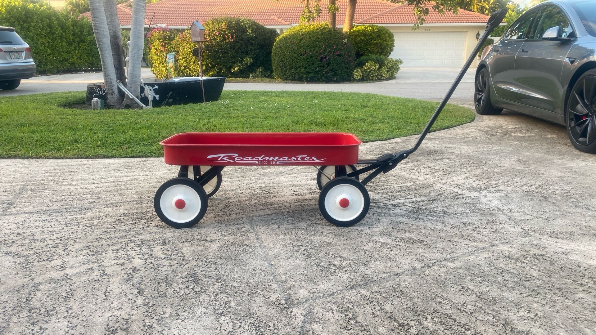 roadmaster red wagon