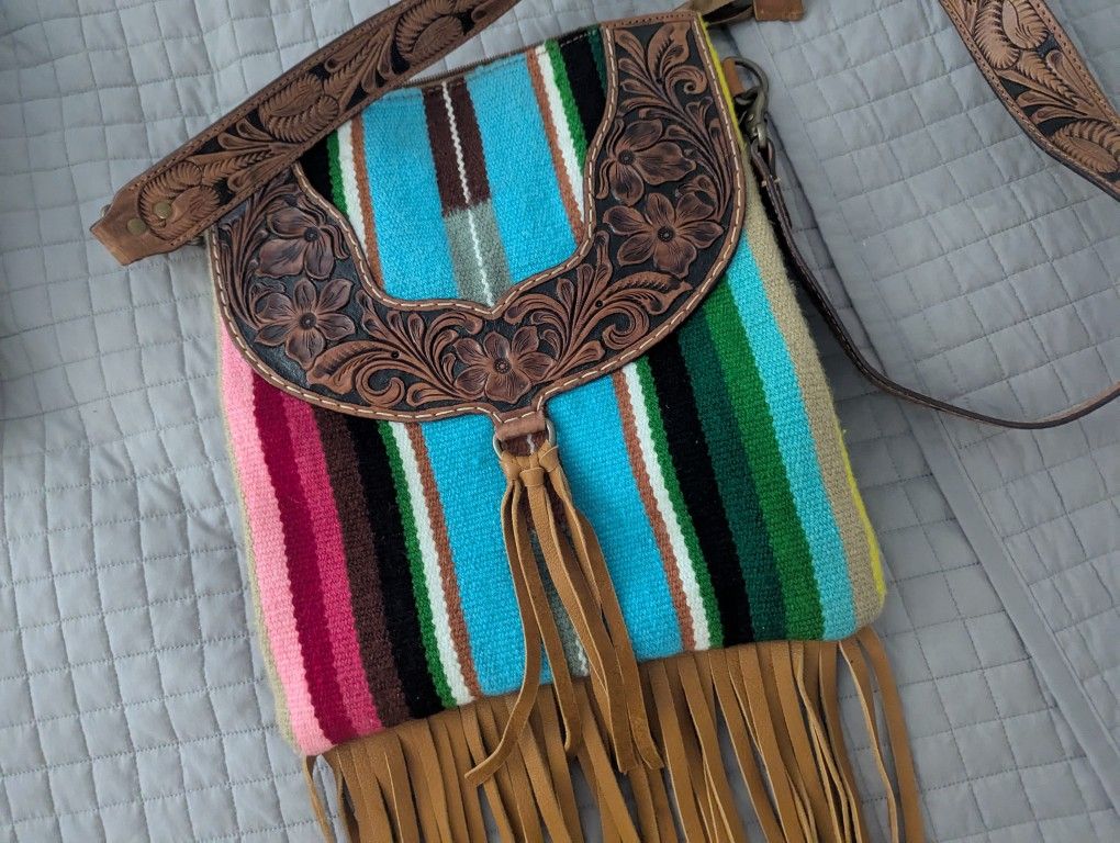 American Darling Crossbody Bag