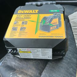 DeWalt Self-Leveling Cross Line Laser Level 
