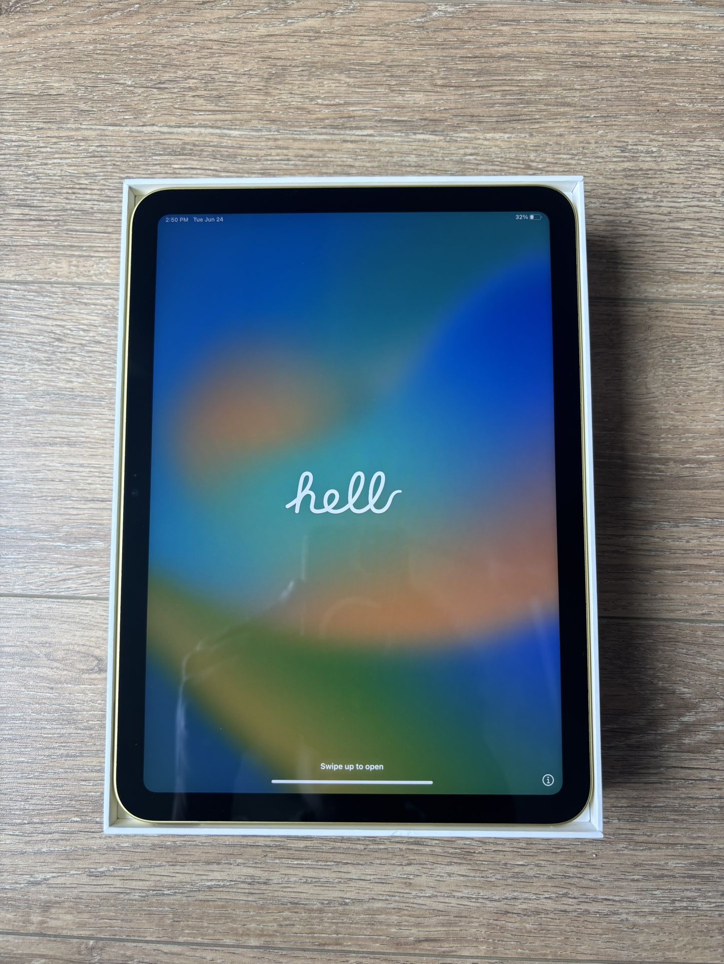 brand new GOLD 11inch ipad 10th Generation 256GB